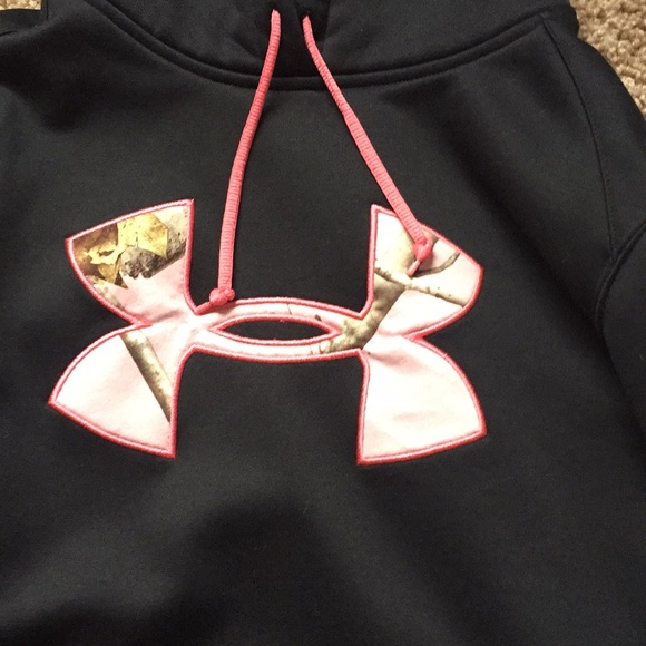black and underarmour sweatshirt (used) - Picture 2 of 5